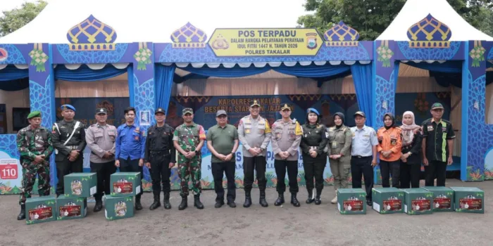 Bupati Takalar Dampingi Kapolda Sulsel Tinjau Pos Ketupat 2026