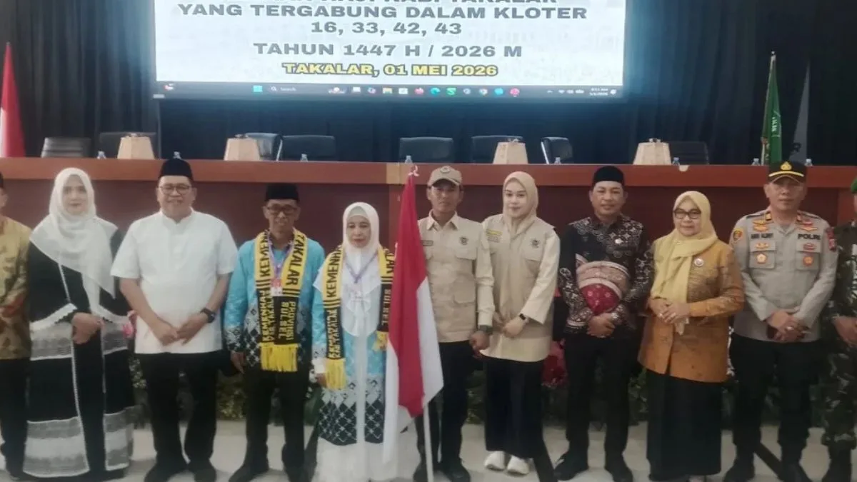 Bupati Daeng Manye Lepas 72 Jemaah Haji Takalar