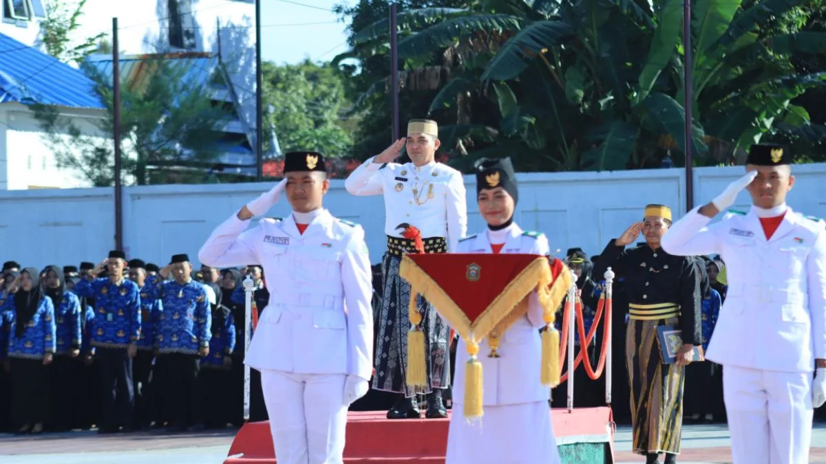 Upacara Hardiknas 2026 di Takalar, Sekda Takalar Tekankan Pendidikan Bermutu