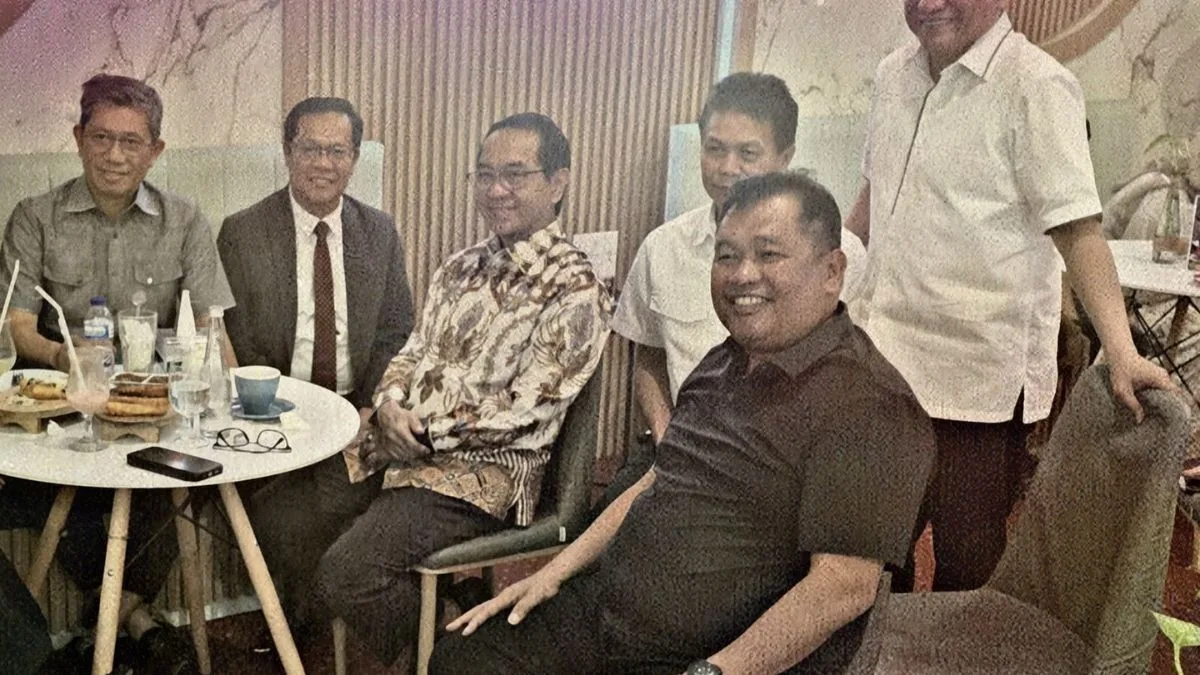 Bupati Takalar bersama Rektor Unhas Bahas Penguatan Sektor Kelautan Hingga Pariwisata Pesisir Bupati Takalar bersama Rektor Unhas Bahas Penguatan Sektor Kelautan Hingga Pariwisata Pesisir