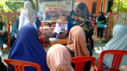 Rumah Layanan Warga di Sombalabella Disambut Antusias, Urus BPJS Hingga Bansos Jadi Lebih Cepat Rumah Layanan Warga di Sombalabella Disambut Antusias, Urus BPJS Hingga Bansos Jadi Lebih Cepat