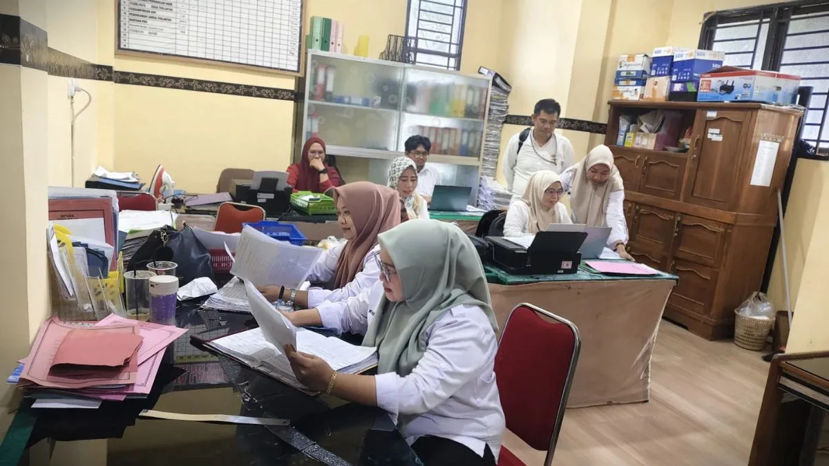 Tidak Ada Libur Pelayanan, Dinsos PMD Takalar Pastikan Akses Layanan Tetap Terbuka Tidak Ada Libur Pelayanan, Dinsos PMD Takalar Pastikan Akses Layanan Tetap Terbuka