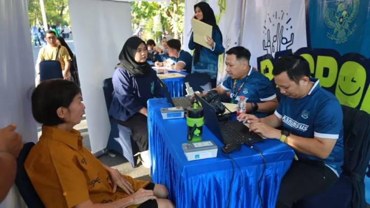 Bikin Paspor Sambil Olahraga! Imigrasi Makassar Buka Layanan PASPORIA Akhir Pekan di Area Car Free Day Sudirman