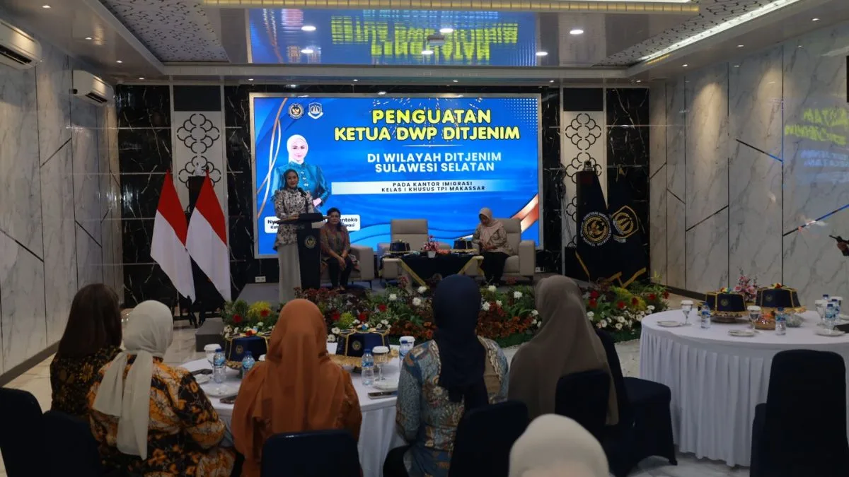 Ketua DWP Ditjen Imigrasi Tekankan Pola Hidup Sederhana Kepada Jajaran DWP Imigrasi Sulsel Ketua DWP Ditjen Imigrasi Tekankan Pola Hidup Sederhana Kepada Jajaran DWP Imigrasi Sulsel