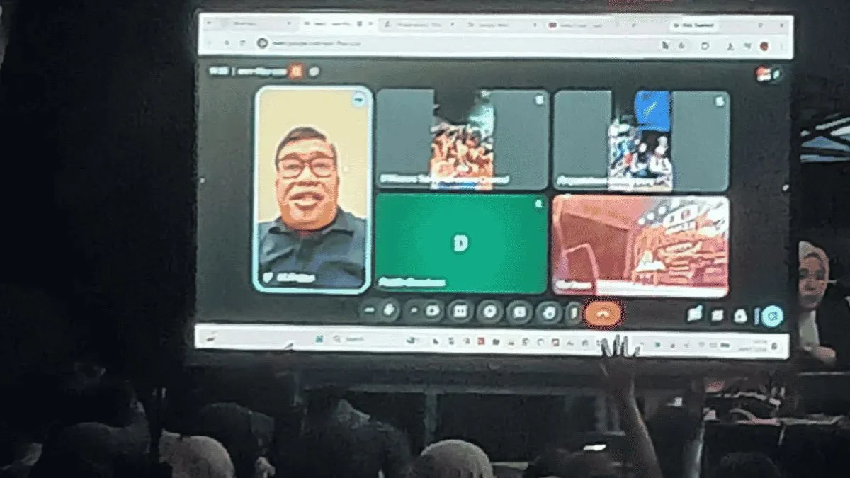 Sapa Lewat Google Meet, Bupati Takalar Apresiasi Kemah Inspirasi Pemuda Galesong Selatan Sapa Lewat Google Meet, Bupati Takalar Apresiasi Kemah Inspirasi Pemuda Galesong Selatan