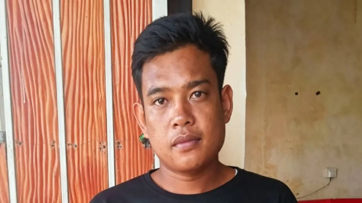 Tolak Tanda Tangan & Pegang Barang Bukti, Terdakwa Akhirnya Dibebaskan Hakim Tolak Tanda Tangan & Pegang Barang Bukti, Terdakwa Akhirnya Dibebaskan Hakim