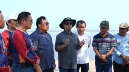 Bupati Takalar Gandeng Unhas Garap Kawasan Galangan Kapal di Cikoang Bupati Takalar Gandeng Unhas Garap Kawasan Galangan Kapal di Cikoang