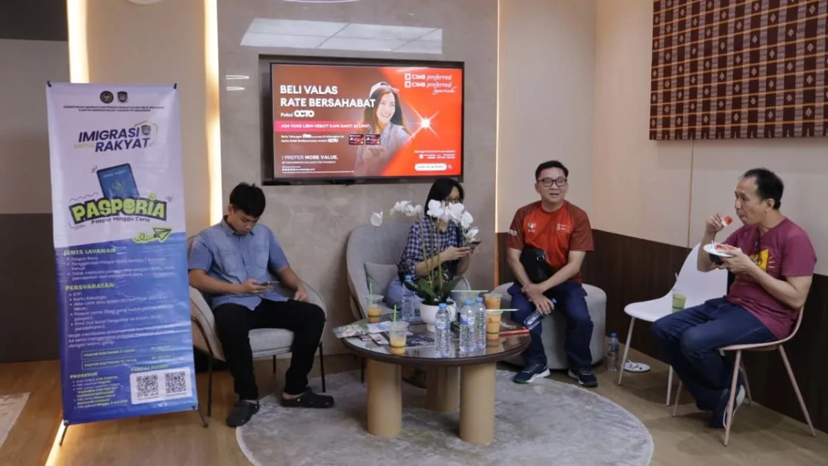 Imigrasi Makassar Buka Layanan Pasporia di CIMB Niaga