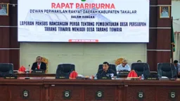 Seluruh Fraksi DPRD Takalar Setujui Ranperda Pembentukan Desa Tarang Towaya Jadi Definitif Seluruh Fraksi DPRD Takalar Setujui Ranperda Pembentukan Desa Tarang Towaya Jadi Definitif